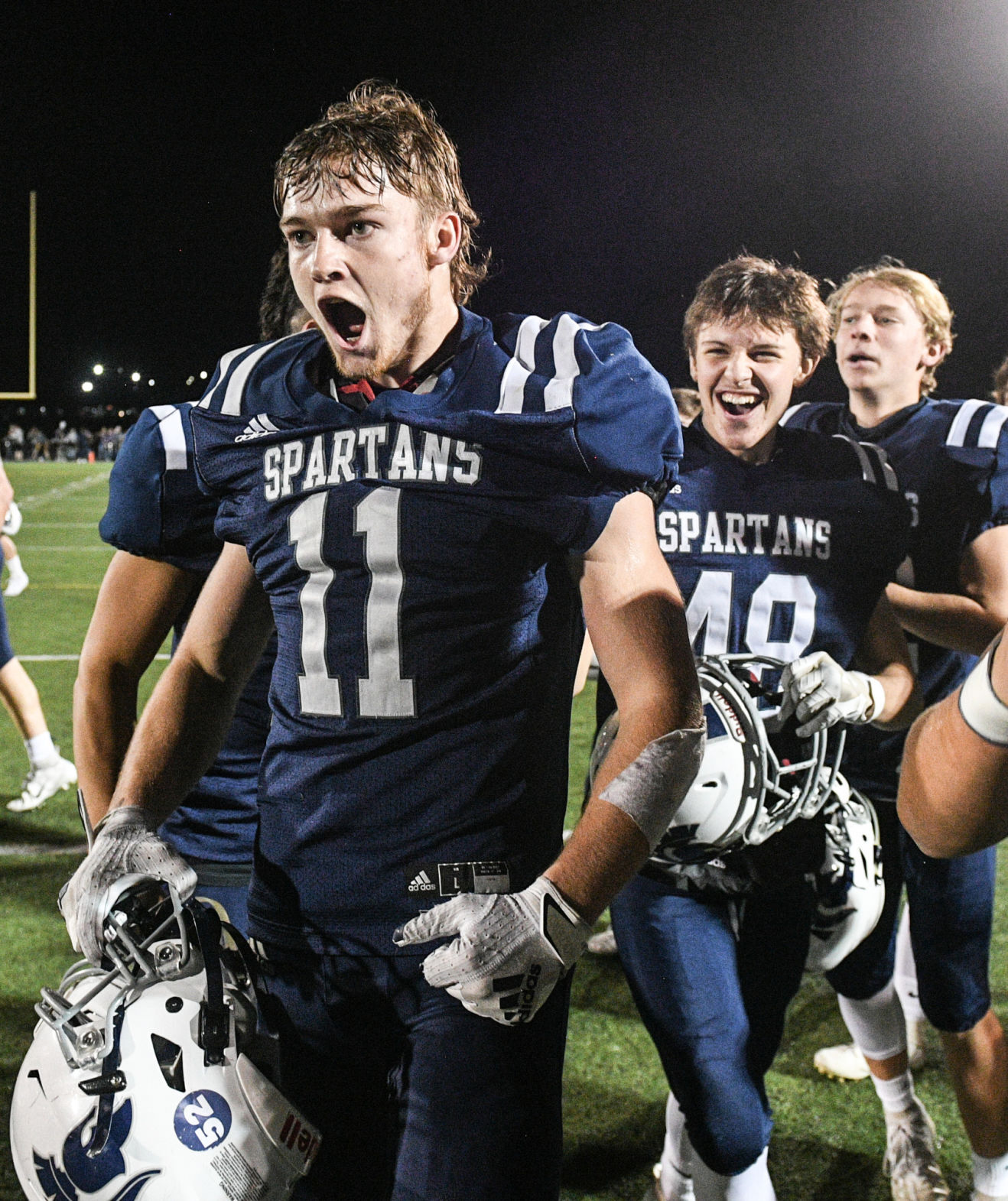 110620-qc-spt-icw-pv-football-025